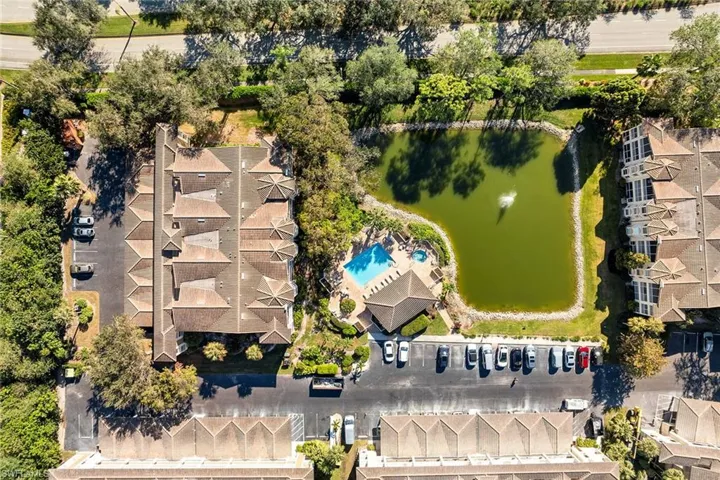 6010  Chardonnay  LN, Naples, FL 34119