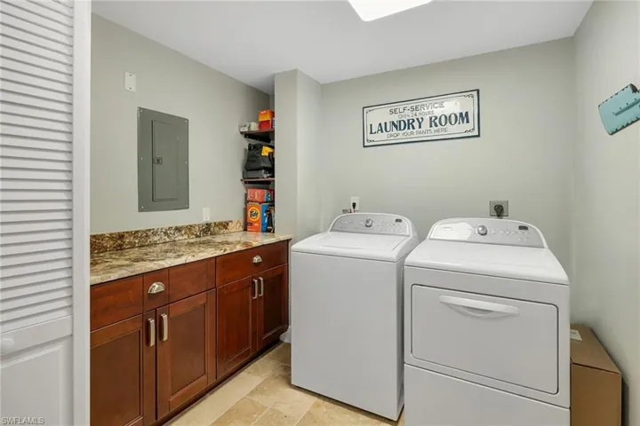6010  Chardonnay  LN, Naples, FL 34119
