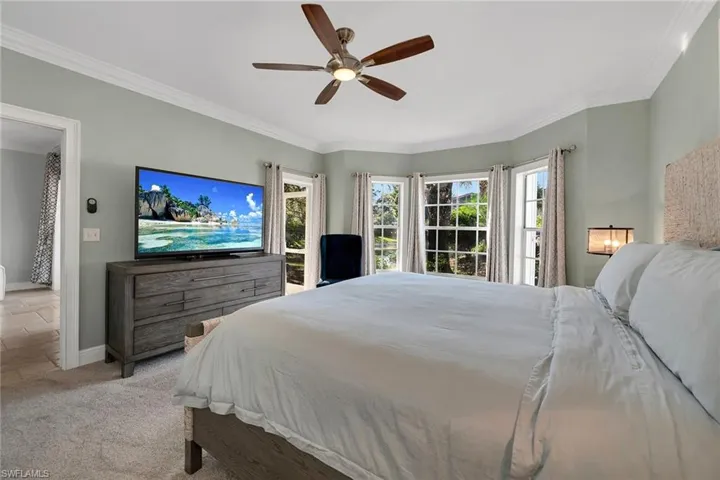 6010  Chardonnay  LN, Naples, FL 34119