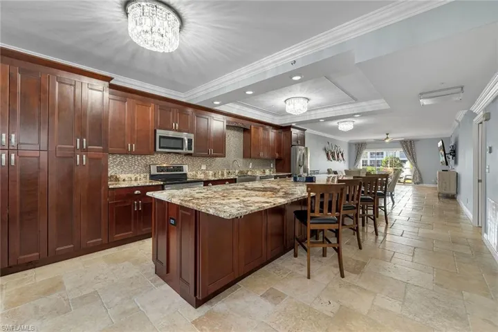 6010  Chardonnay  LN, Naples, FL 34119
