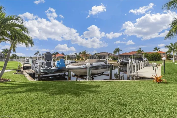 Boat dock & lift