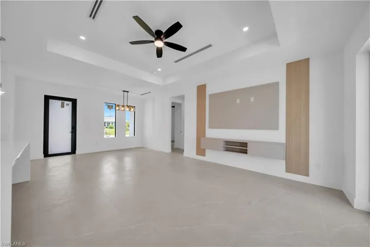 824 Sw 15th St, Cape Coral, Florida 33991