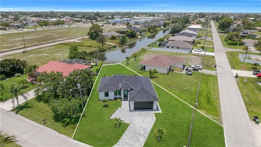 824 Sw 15th St, Cape Coral, Florida 33991