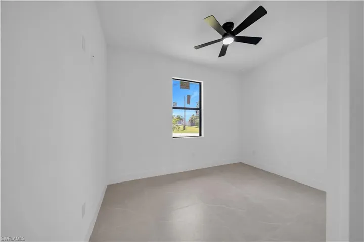824 Sw 15th St, Cape Coral, Florida 33991