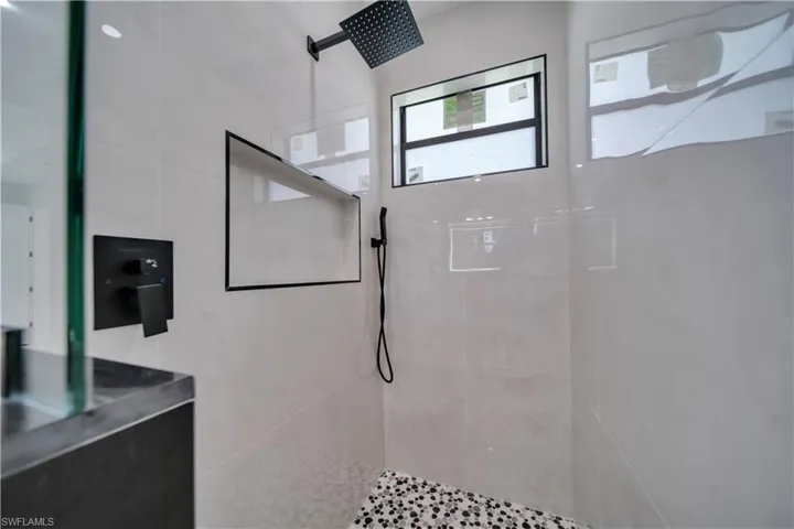 824 Sw 15th St, Cape Coral, Florida 33991