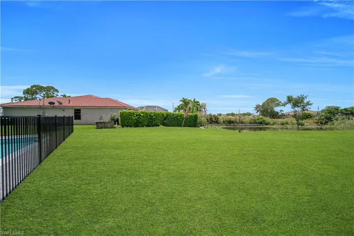 824 Sw 15th St, Cape Coral, Florida 33991