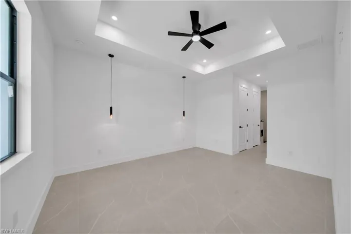 824 Sw 15th St, Cape Coral, Florida 33991