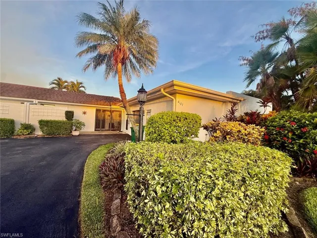 4187 Lakewood Blvd E13, Naples, Florida 34112