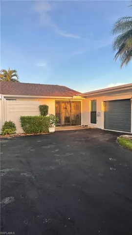 4187 Lakewood Blvd E13, Naples, Florida 34112