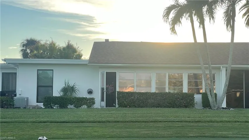 4187 Lakewood Blvd E13, Naples, Florida 34112