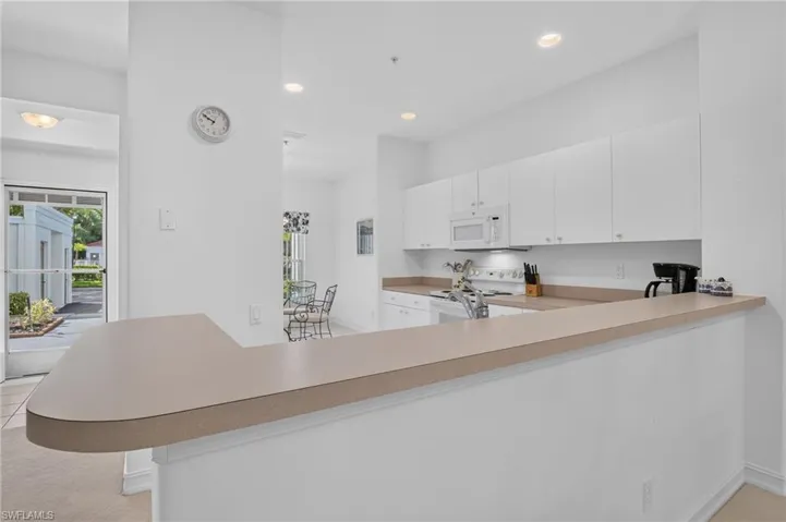 975 Tarpon Cove Dr 103, Naples, Florida 34110