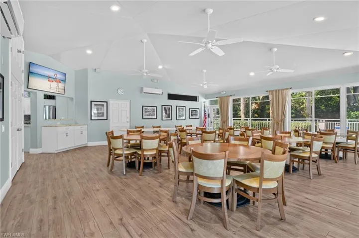 975 Tarpon Cove Dr 103, Naples, Florida 34110