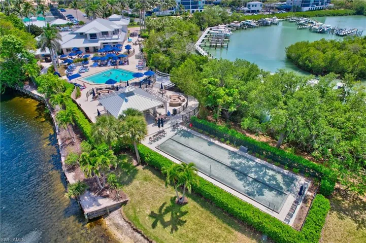 975 Tarpon Cove Dr 103, Naples, Florida 34110