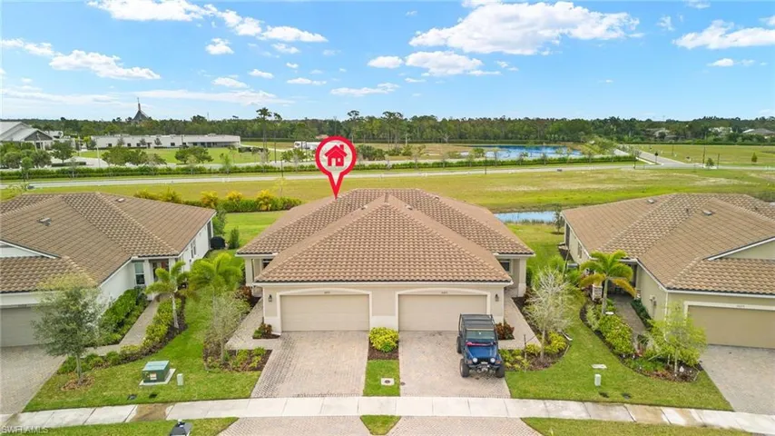 10271  Bonavie Cove  DR, Fort Myers, FL 33966