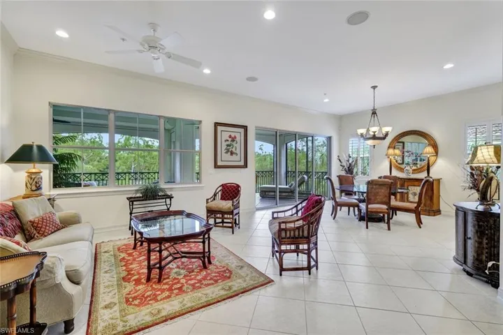 2830 Tiburon Blvd E 103, Naples, Florida 34109