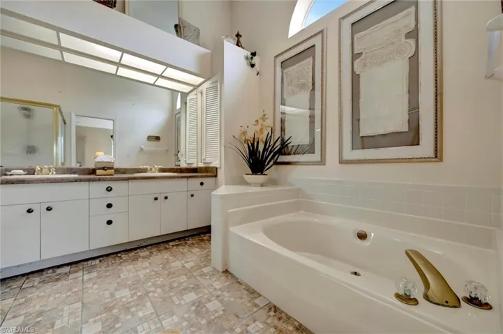 9341  White Hickory  LN, Fort Myers, FL 33912