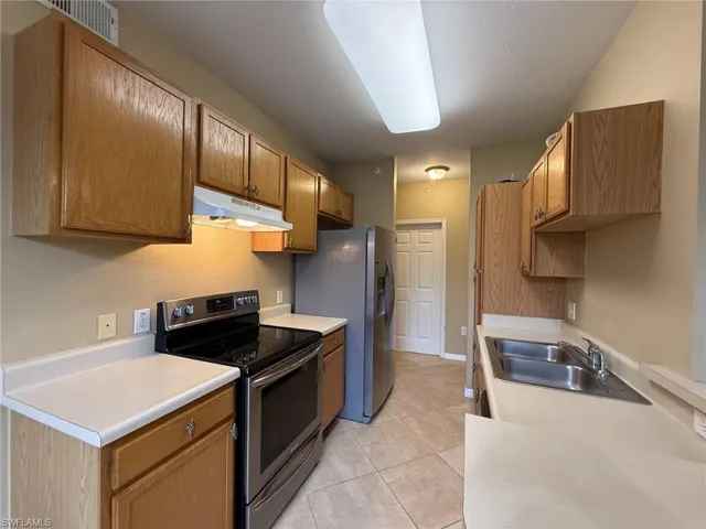 7945 Preserve Cir 523, Naples, Florida 34119