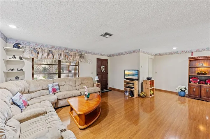 1115  Hibiscus  AVE, Lehigh Acres, FL 33972