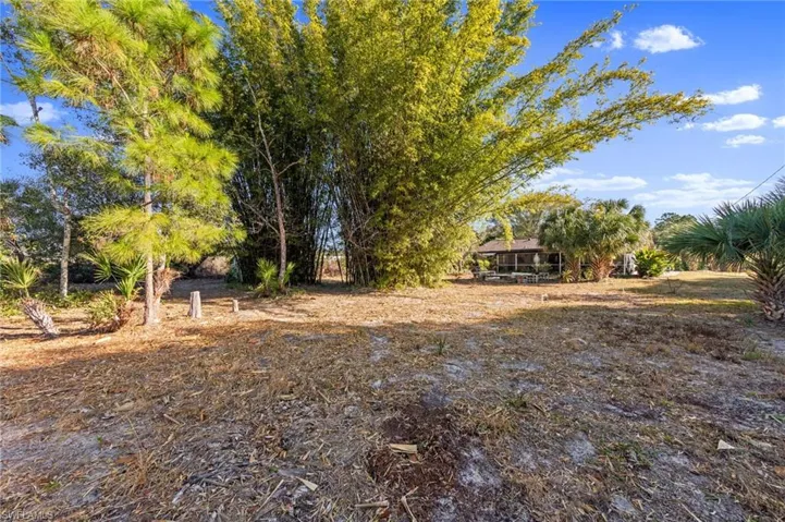 1115  Hibiscus  AVE, Lehigh Acres, FL 33972