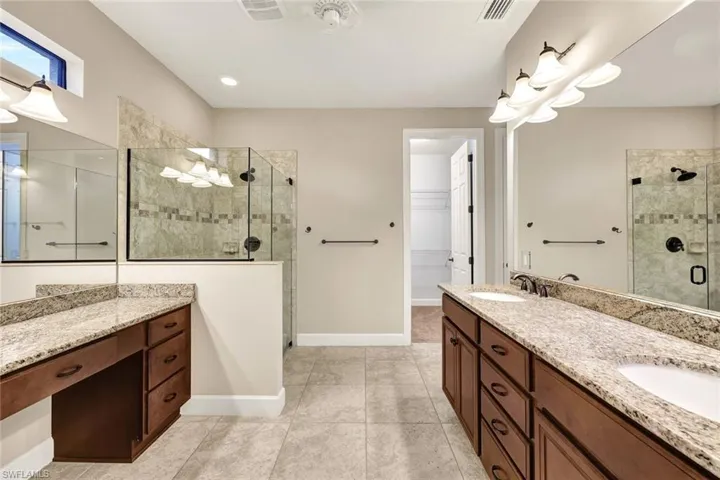 16183  Cartwright  LN, Naples, FL 34110