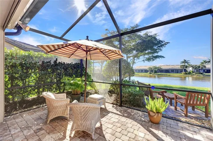 16183  Cartwright  LN, Naples, FL 34110