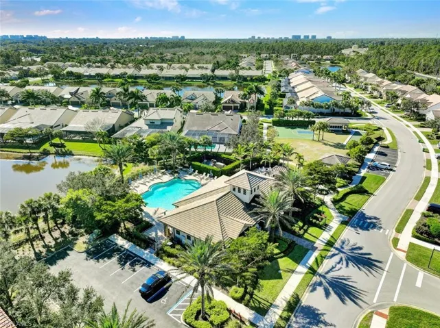 16183  Cartwright  LN, Naples, FL 34110