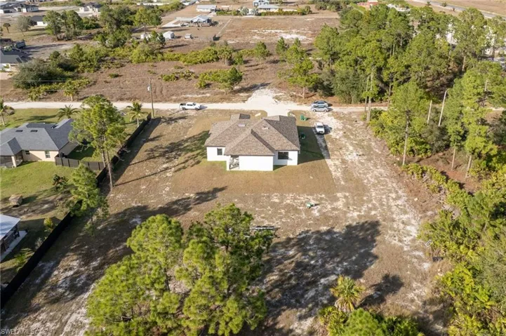 Aerial view of property and surrounding area
