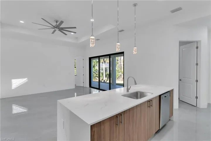 2604 9th St Sw, Lehigh Acres, Florida 33976