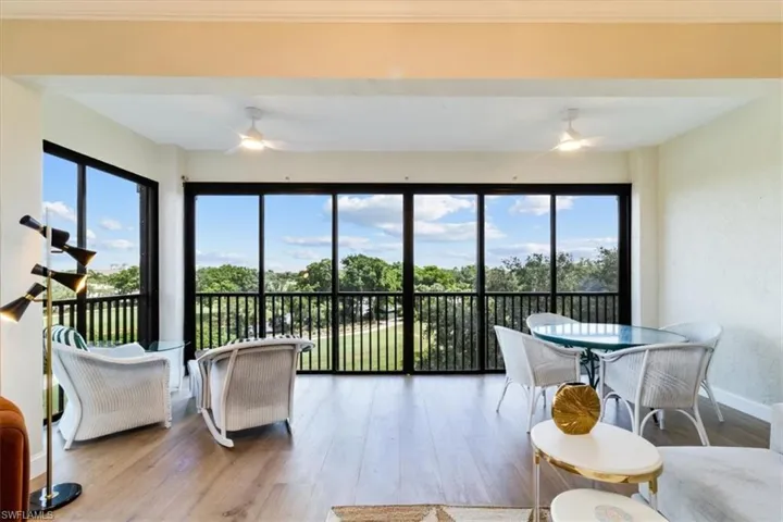 7040  Pelican Bay  BLVD, Naples, FL 34108