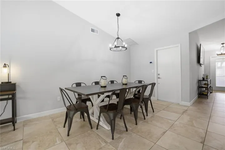 6856  Fairview  ST, Fort Myers, FL 33966