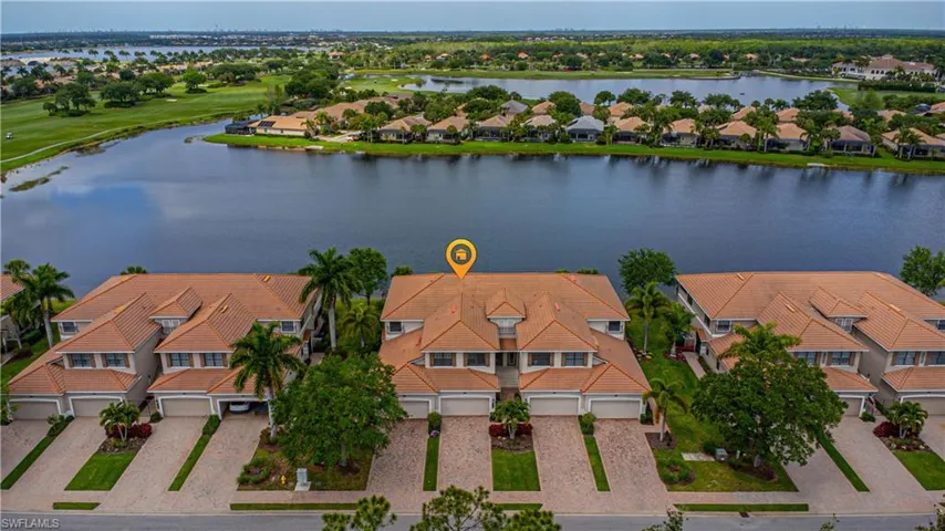 10530  Smokehouse Bay  DR, Naples, FL 34120