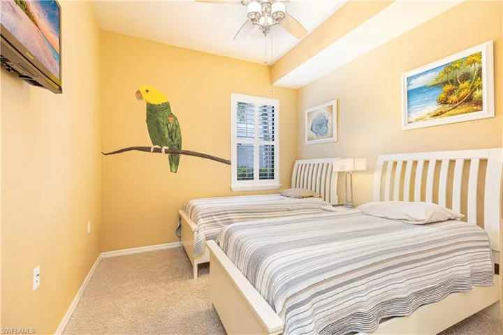 10530  Smokehouse Bay  DR, Naples, FL 34120