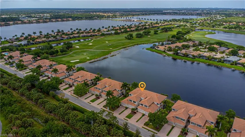 10530  Smokehouse Bay  DR, Naples, FL 34120