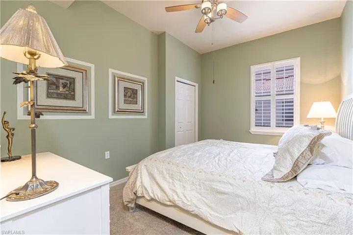 10530  Smokehouse Bay  DR, Naples, FL 34120