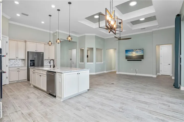 19752 Beechcrest Pl, Estero, Florida 33928