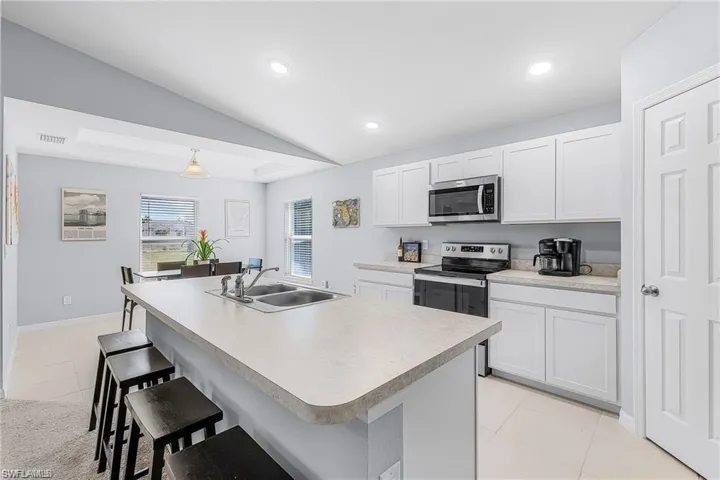 1819 6th Ave, Cape Coral, Florida 33909