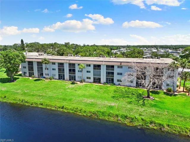 5651  Rattlesnake Hammock  RD, Naples, FL 34113