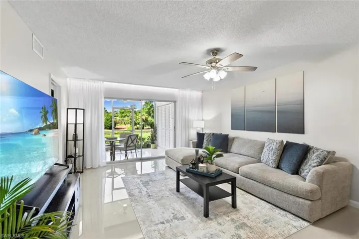 5651  Rattlesnake Hammock  RD, Naples, FL 34113