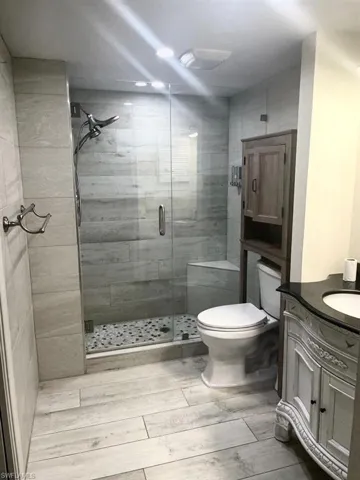 1220  Commonwealth  CIR, Naples, FL 34116