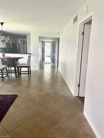 1220  Commonwealth  CIR, Naples, FL 34116