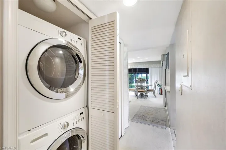 Full-size stacking Washer & Dryer