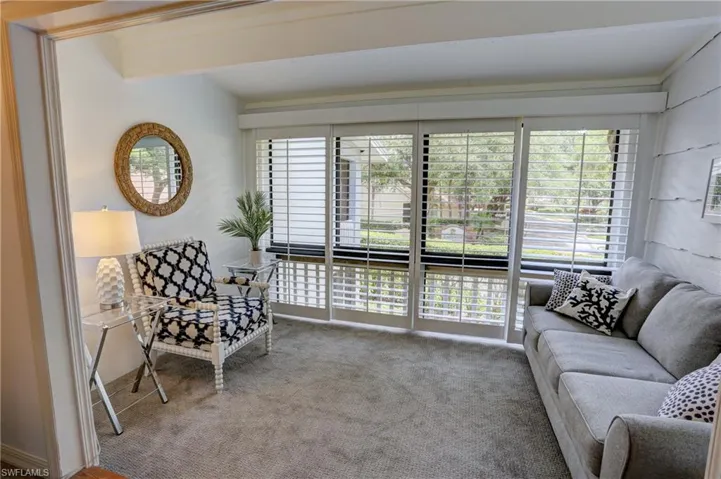 408  Courtside  DR, Naples, FL 34105