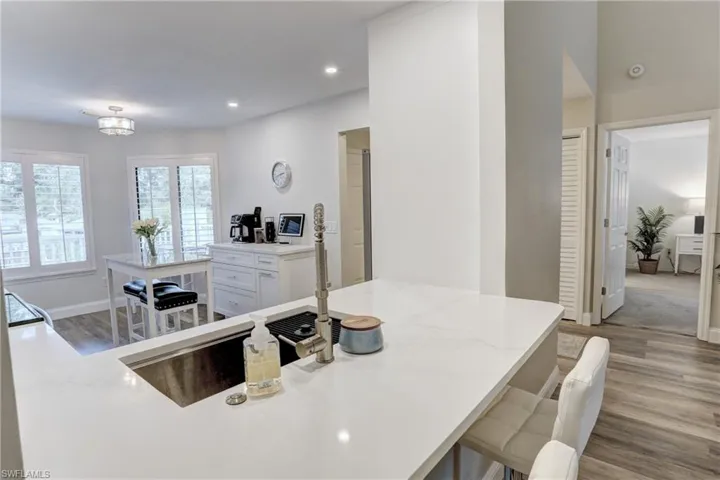 408  Courtside  DR, Naples, FL 34105