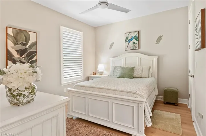 8033  Calle Canovas  CT, Naples, FL 34114