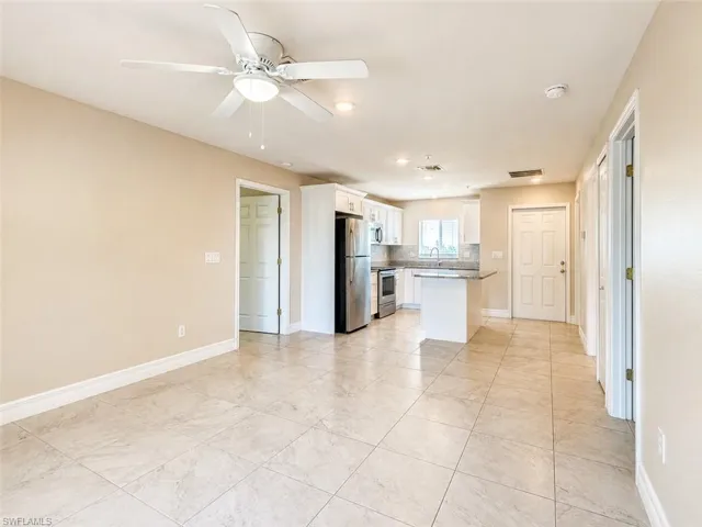 1625 Sw 1st Ave, Cape Coral, Florida 33991