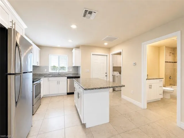 1625 Sw 1st Ave, Cape Coral, Florida 33991