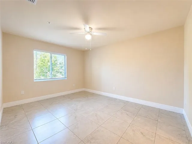1625 Sw 1st Ave, Cape Coral, Florida 33991