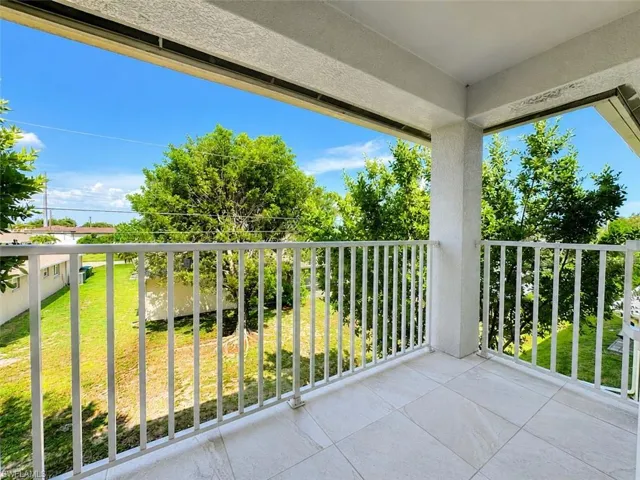 1625 Sw 1st Ave, Cape Coral, Florida 33991