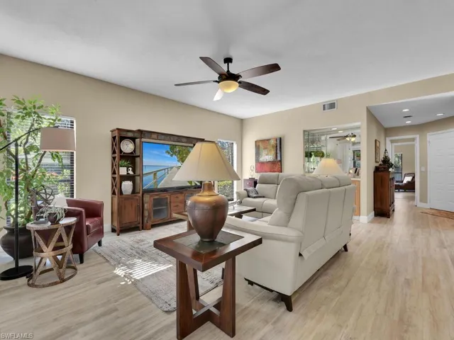 Split Bedroom Floor Plan