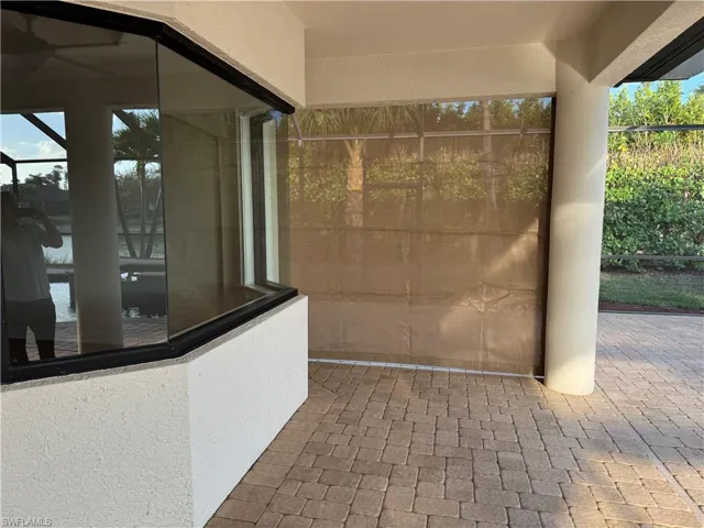 Showing Hurricane Screen under Lanai